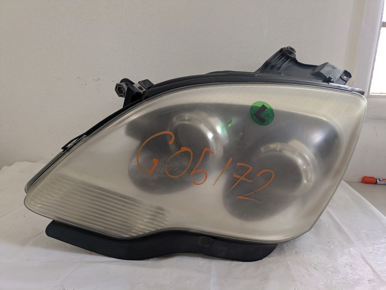 2008 GMC ACADIA 6cyl Gasoline 3.6 Left HEADLAMP ASSEMBLY - 328021