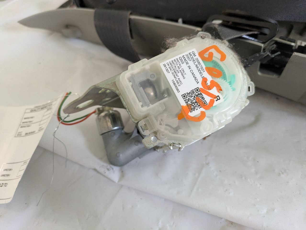 2008 GMC ACADIA 6cyl Gasoline 3.6 Seat Belt, Front - 328023 — photo 3