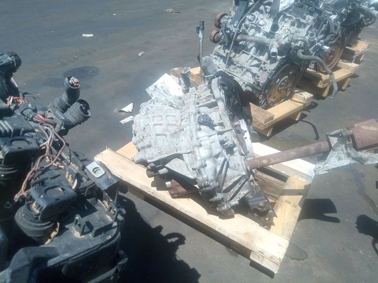 2015 NISSAN ROGUE 4cyl Gasoline 2.5 DOHC Transmiss,Transaxle - 328210