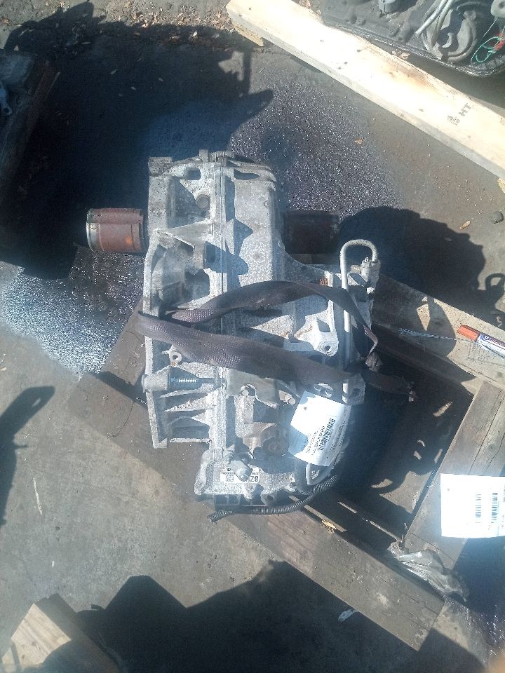 2018 CHEVROLET SONIC 1.8L 4cyl Gasoline VVT Transmiss,Transaxle - 328620 — photo 3