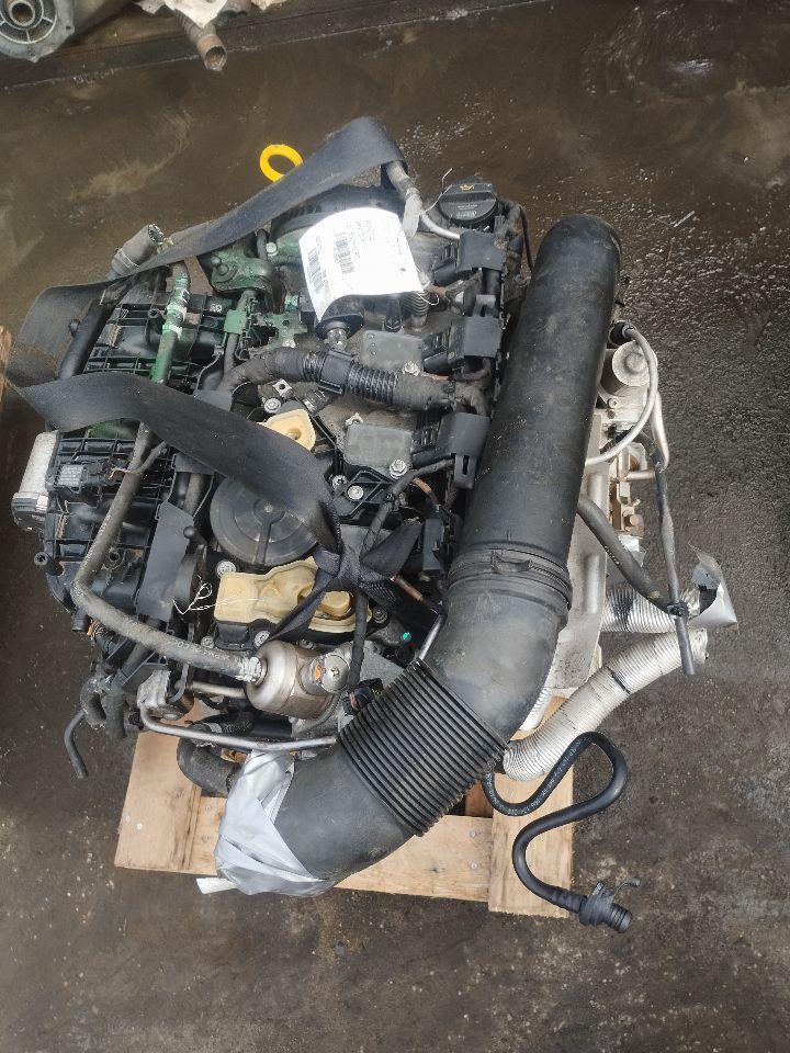 2014 VOLKSWAGEN PASSAT 4cyl Gasoline Turbo 1.8 ENGINE ASSEMBLY - 328629 — photo 1