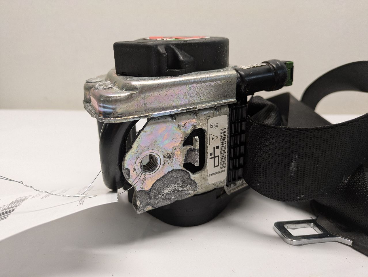 2014 MINI COOPER COOPER 3cyl gasoline turbo 1.5 Seat Belt, Front - 328699 — photo 3