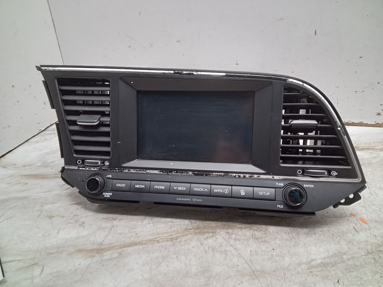 2017 HYUNDAI ELANTRA 4cyl Gasoline 2.0 Radio Audio - 328708 — photo 1