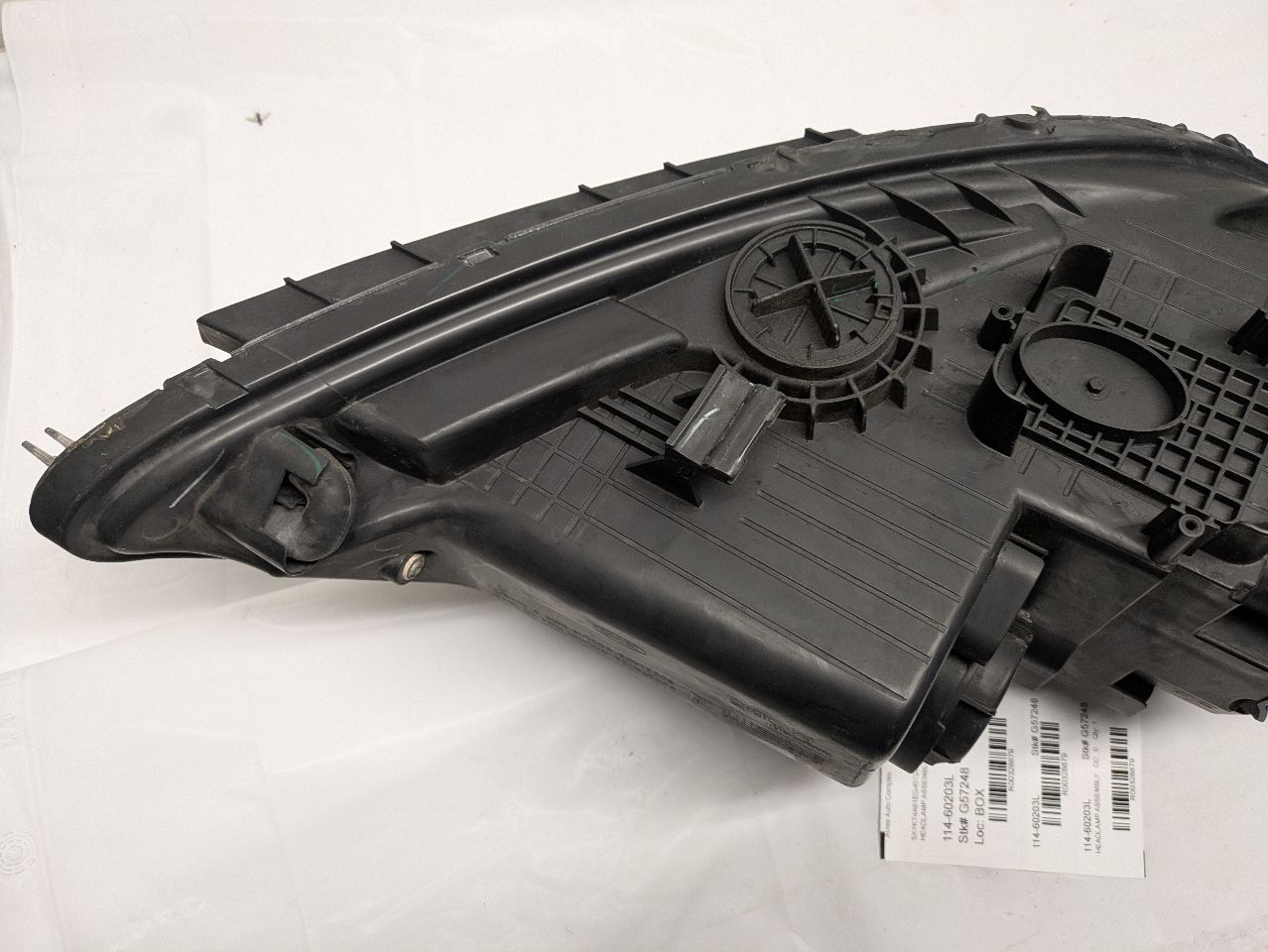 2014 KIA SORENTO 4cyl Gasoline 2.4 Left HEADLAMP ASSEMBLY - 328879 — photo 6