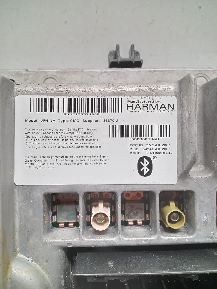 2015 JEEP GRAND CHEROKEE 6 cyl Gas Flex Fuel 3.6 Radio Audio - 328910 — photo 4