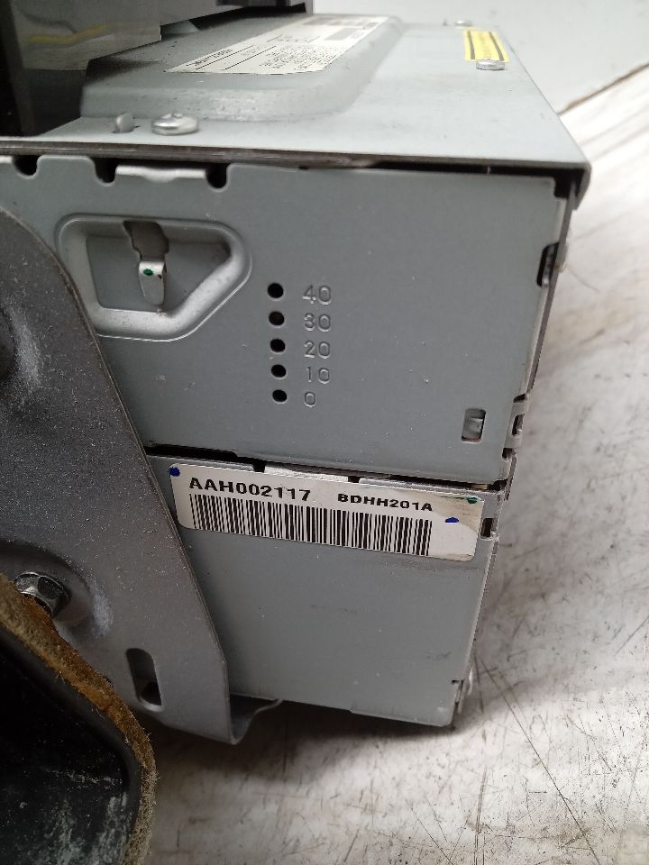 2013 HONDA ACCORD 6cyl Gasoline 3.5 Radio Audio - 329129 — photo 4