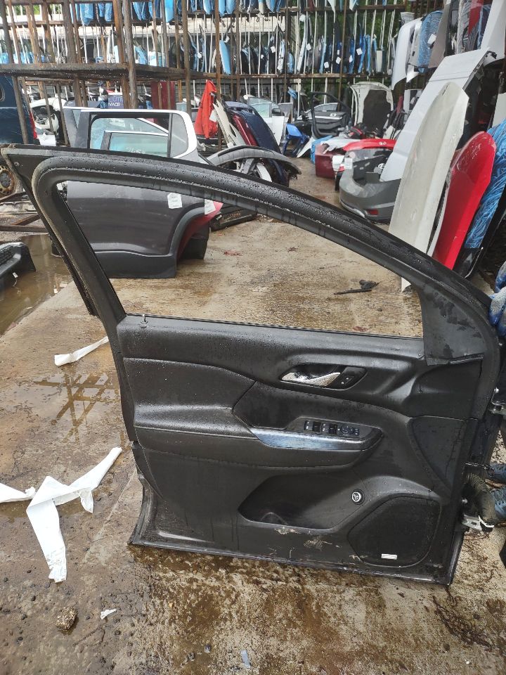 2017 GMC ACADIA 6cyl Gasoline 3.6 Left DOOR ASSEMBLY, FR - 329145