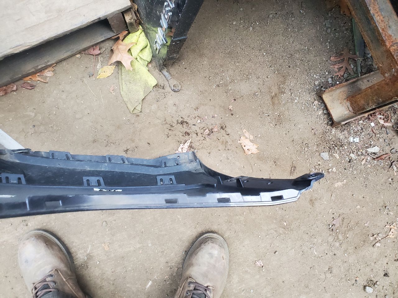 2017 GMC ACADIA 6cyl Gasoline 3.6 BUMPER ASSY, REAR - 329149 — photo 3