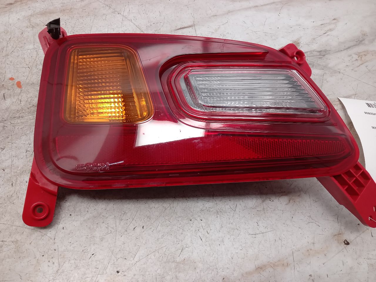 2021 HYUNDAI KONA 2.0L 4cyl Gasoline VVT Left TAIL LAMP - 329178 — photo 1