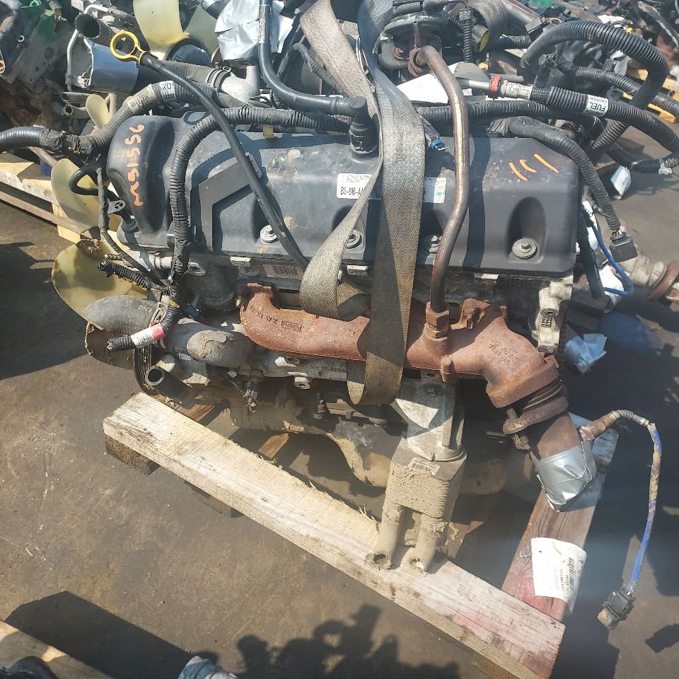 2011 FORD E150 VAN 4.6L 8cyl Gasoline ENGINE ASSEMBLY - 329556 — photo 4