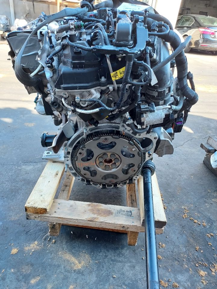 2017 ALFA-ROMEO GIULIA 2.0L 4cyl Turbo Gasoline ENGINE ASSEMBLY - 329866