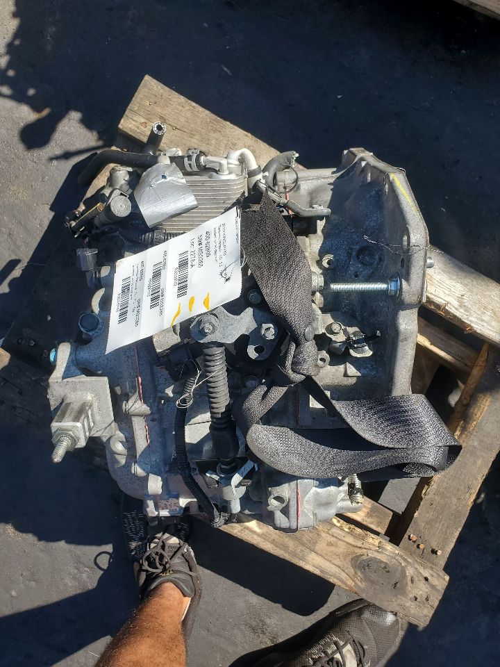 2016 NISSAN VERSA 4cyl Gasoline 1.6 DOHC Transmiss,Transaxle - 330183 — photo 5