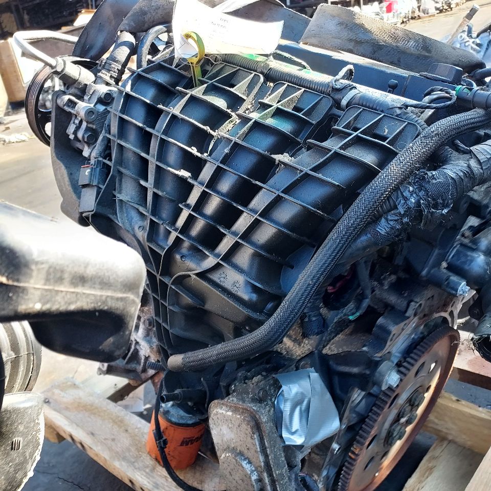 2013 DODGE AVENGER 4cyl Gasoline 2.4 ENGINE ASSEMBLY - 330736 — photo 3