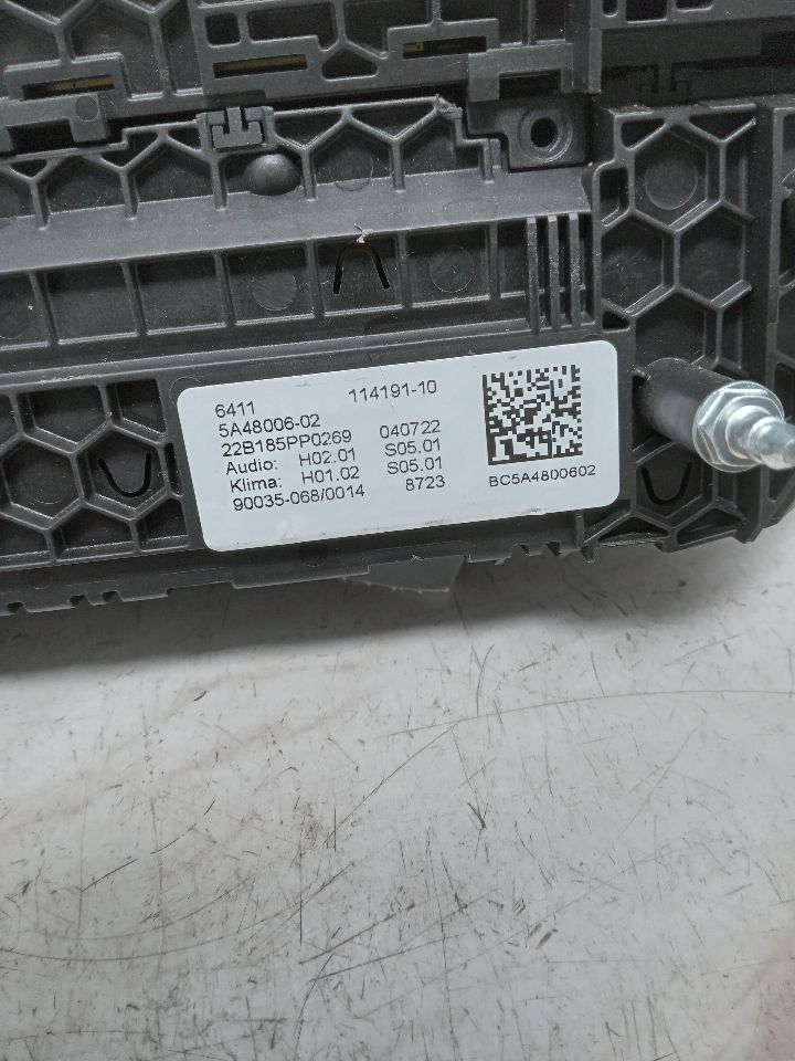 2023 BMW M550i 4.4L 8cyl Turbo Gasoline Radio Audio - 331110 — photo 4