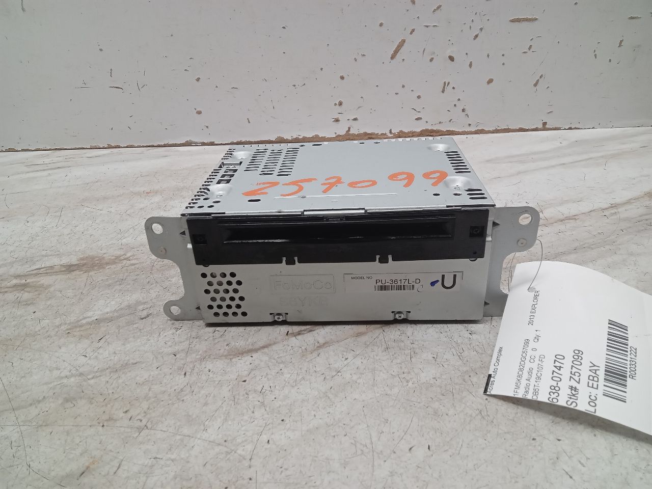2013 FORD EXPLORER Radio Audio - 331222 — photo 1