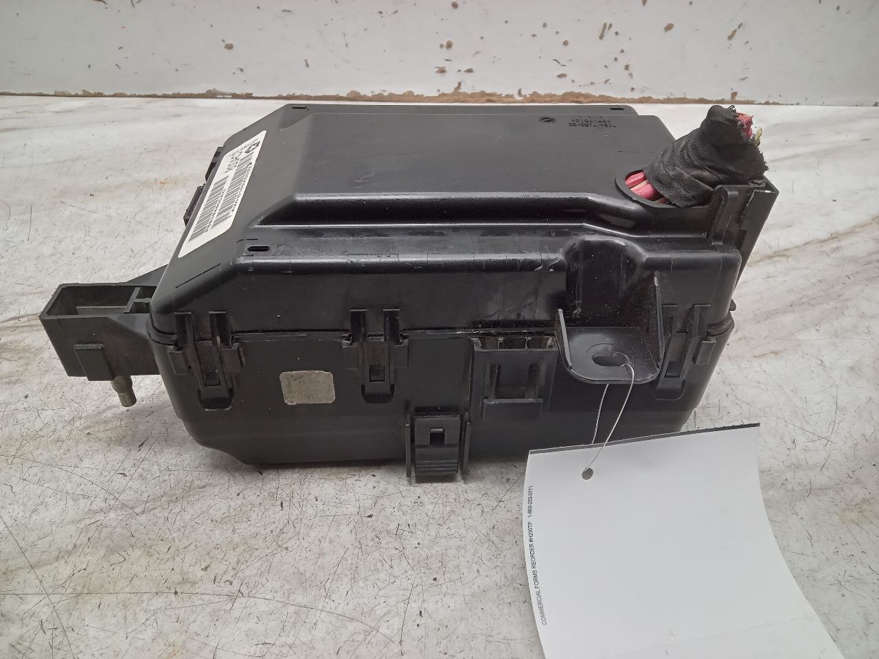 2019 CHRYSLER 300 3.6L 6cyl VVT Fuse Box, Engine - 331231 — photo 3