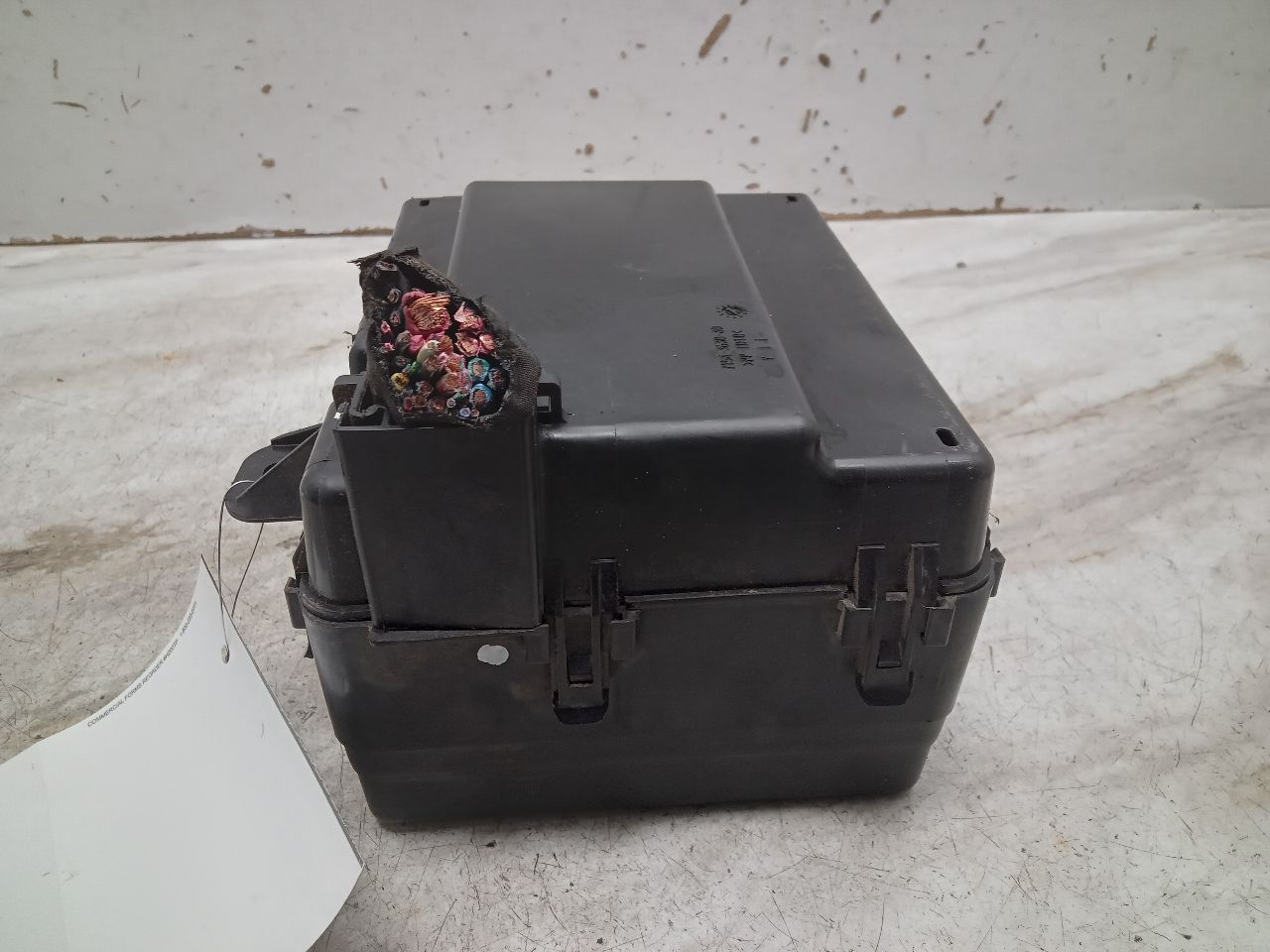 2019 CHRYSLER 300 3.6L 6cyl VVT Fuse Box, Engine - 331231 — photo 4