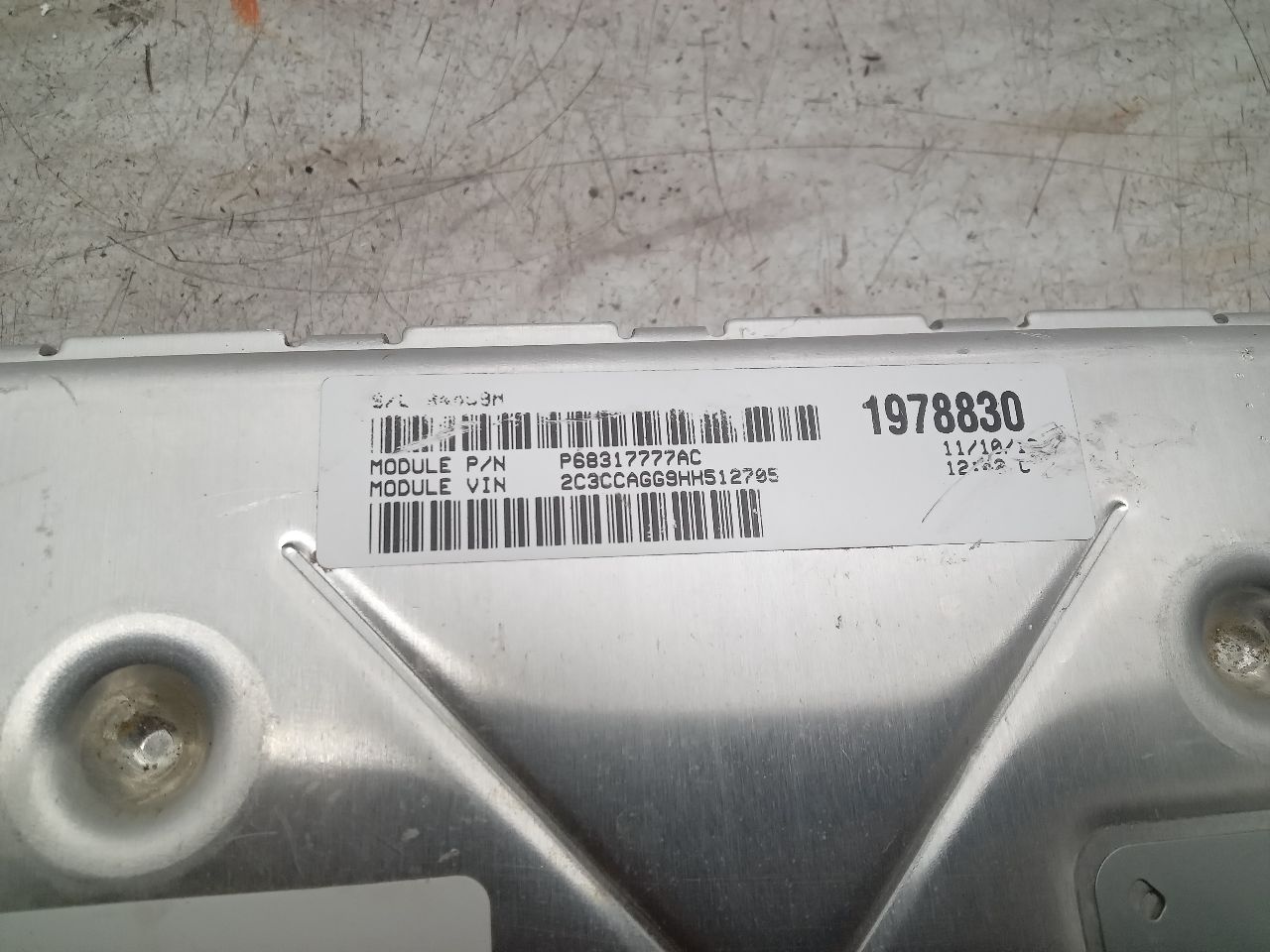 2017 CHRYSLER 300 3.6L 6cyl VVT Eng/Motor Cont Mod - 331238 — photo 4
