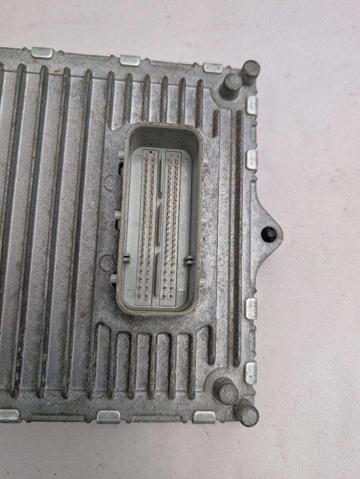 2017 CHRYSLER 300 3.6L 6cyl VVT Eng/Motor Cont Mod - 331238 — photo 8