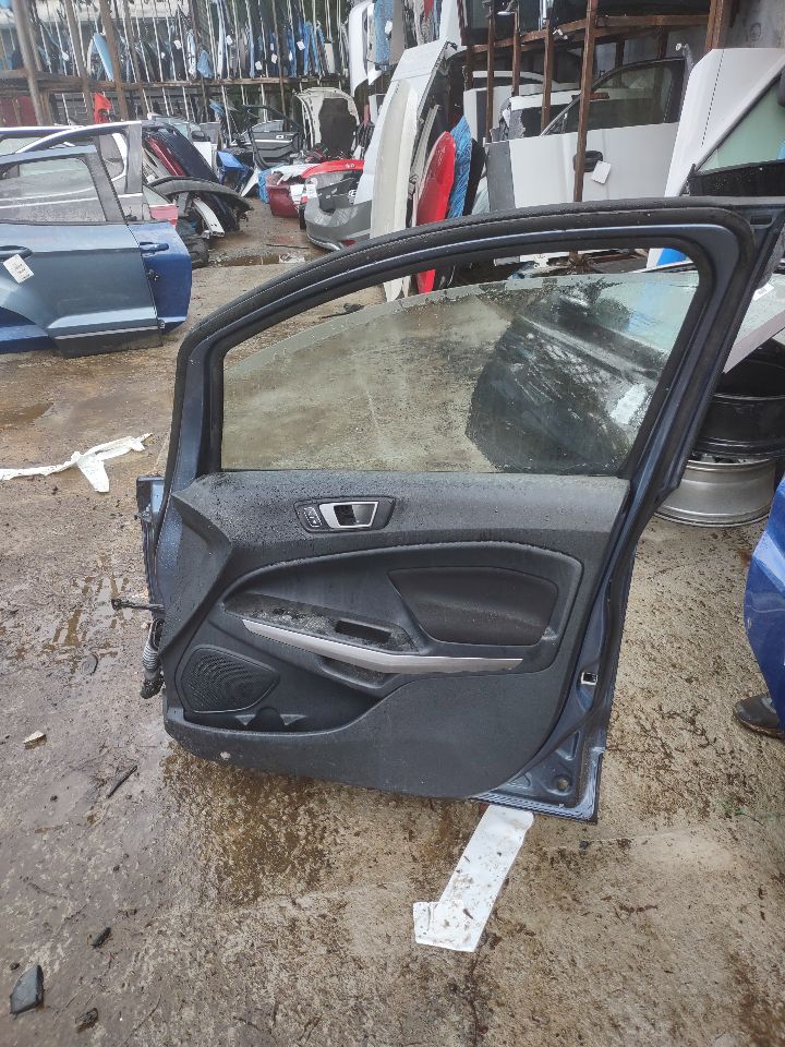 2022 FORD ECOSPORT 2L 4cyl Gasoline Right DOOR ASSEMBLY, FR - 331254