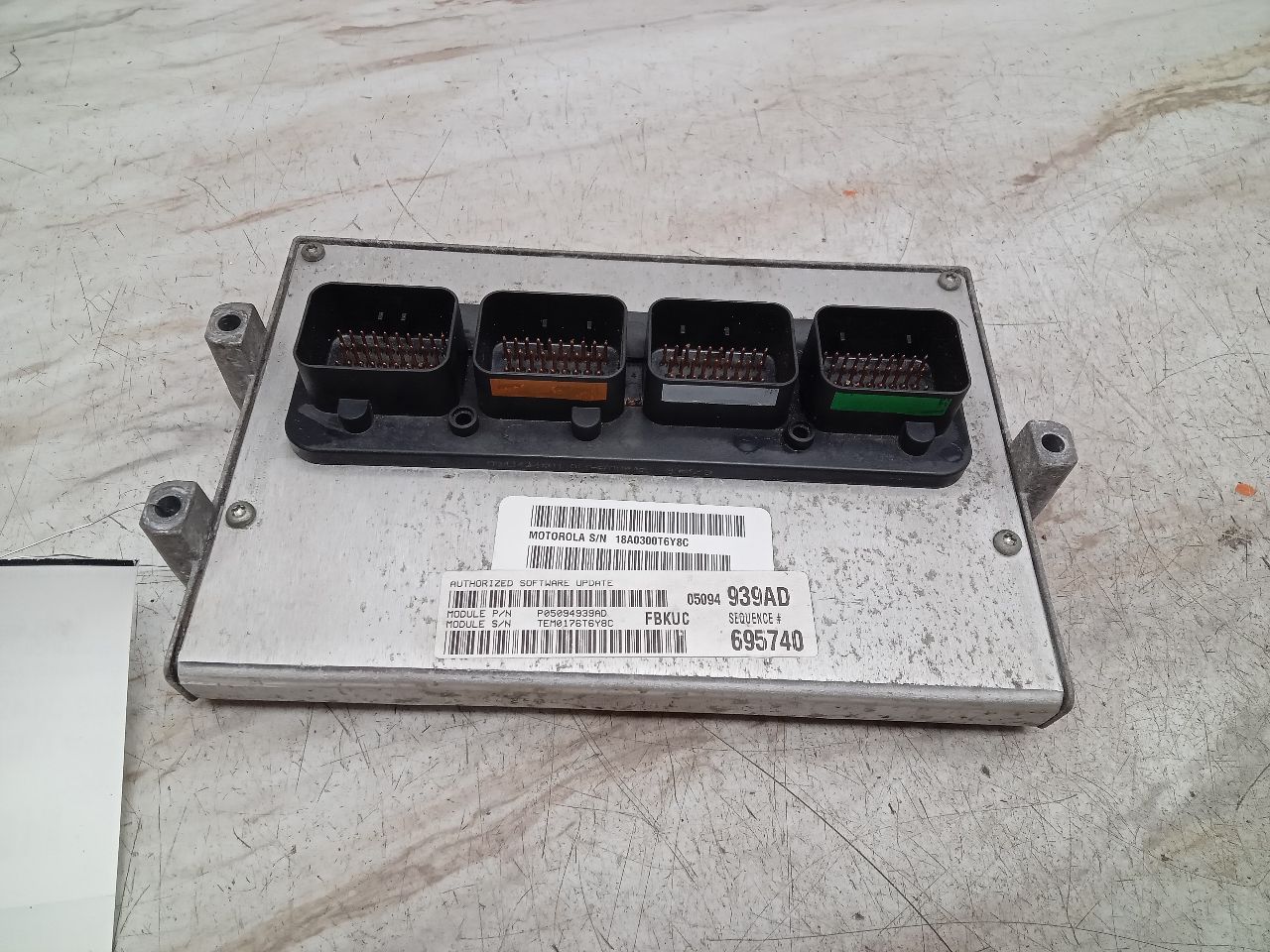 2006 JEEP LIBERTY Eng/Motor Cont Mod - 331304