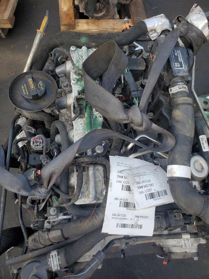 2020 JAGUAR E-PACE 2.0L 4cyl Turbo Gasoline ENGINE ASSEMBLY - 331633 — photo 4