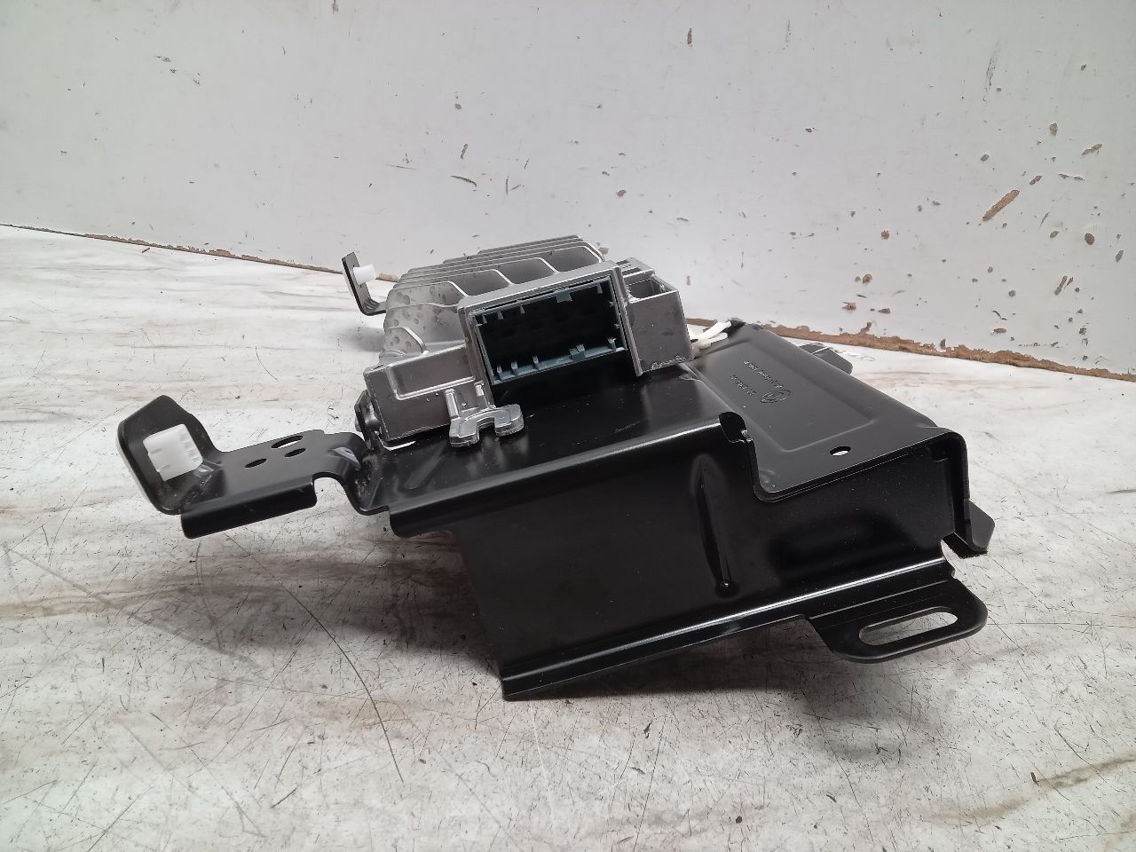 2023 BMW M550i 4.4L 8cyl Turbo Gasoline Radio Audio - 331783 — photo 2