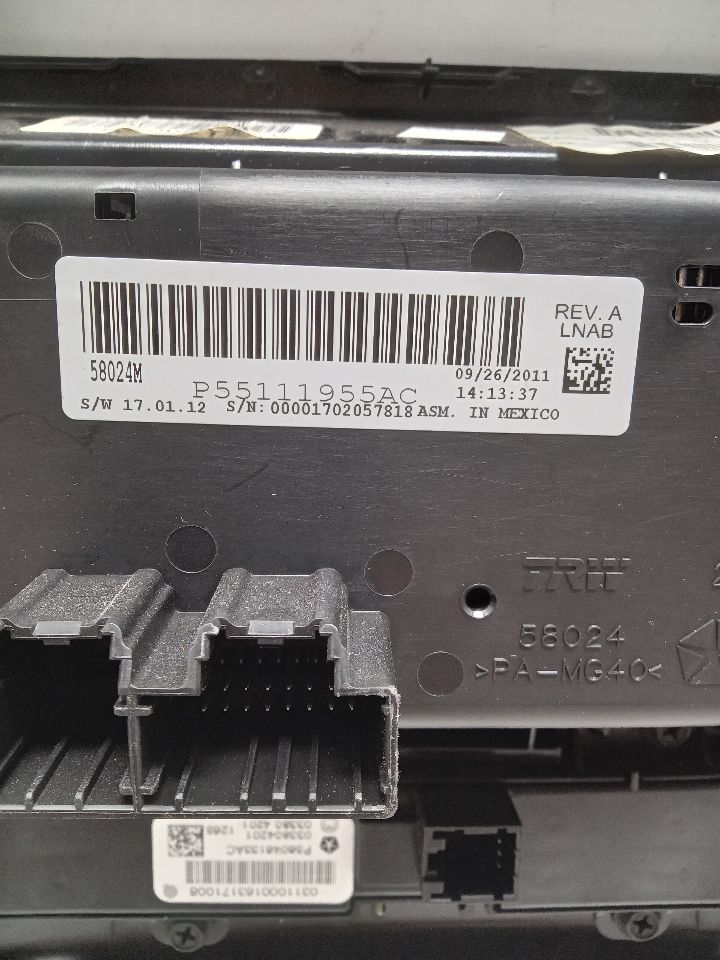 2012 JEEP LIBERTY 6cyl Gasoline 3.7 TEMP CONTROL - 331790 — photo 4