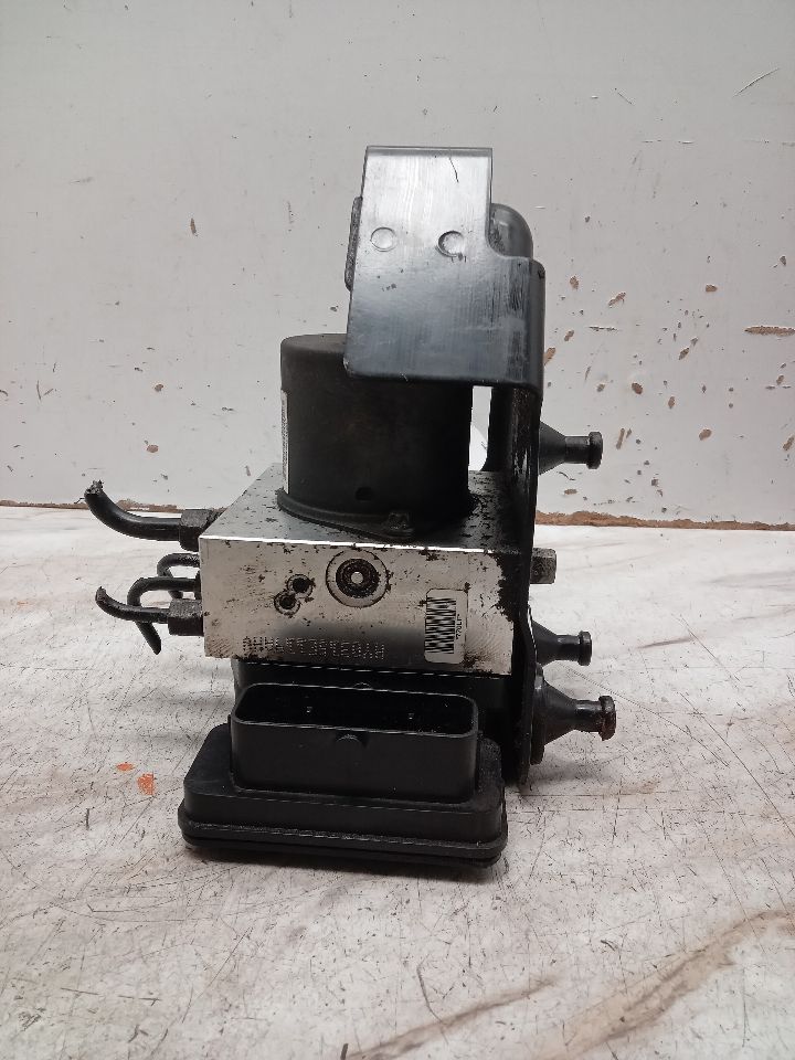 2011 JEEP GRAND CHEROKEE 6 cyl Gas Flex Fuel 3.6 Anti-lock Brake Pts - 331803 — photo 8