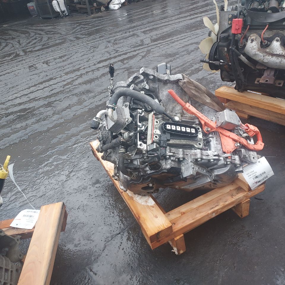 2021 TOYOTA VENZA 2.5L 4cyl Hybrid VVT Transmiss,Transaxle - 332040 — photo 3