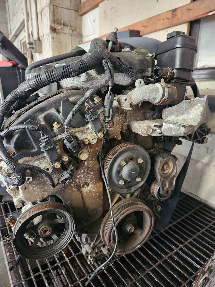 2011 BUICK ENCLAVE 6cyl Gasoline 3.6 ENGINE ASSEMBLY - 332312 — photo 5
