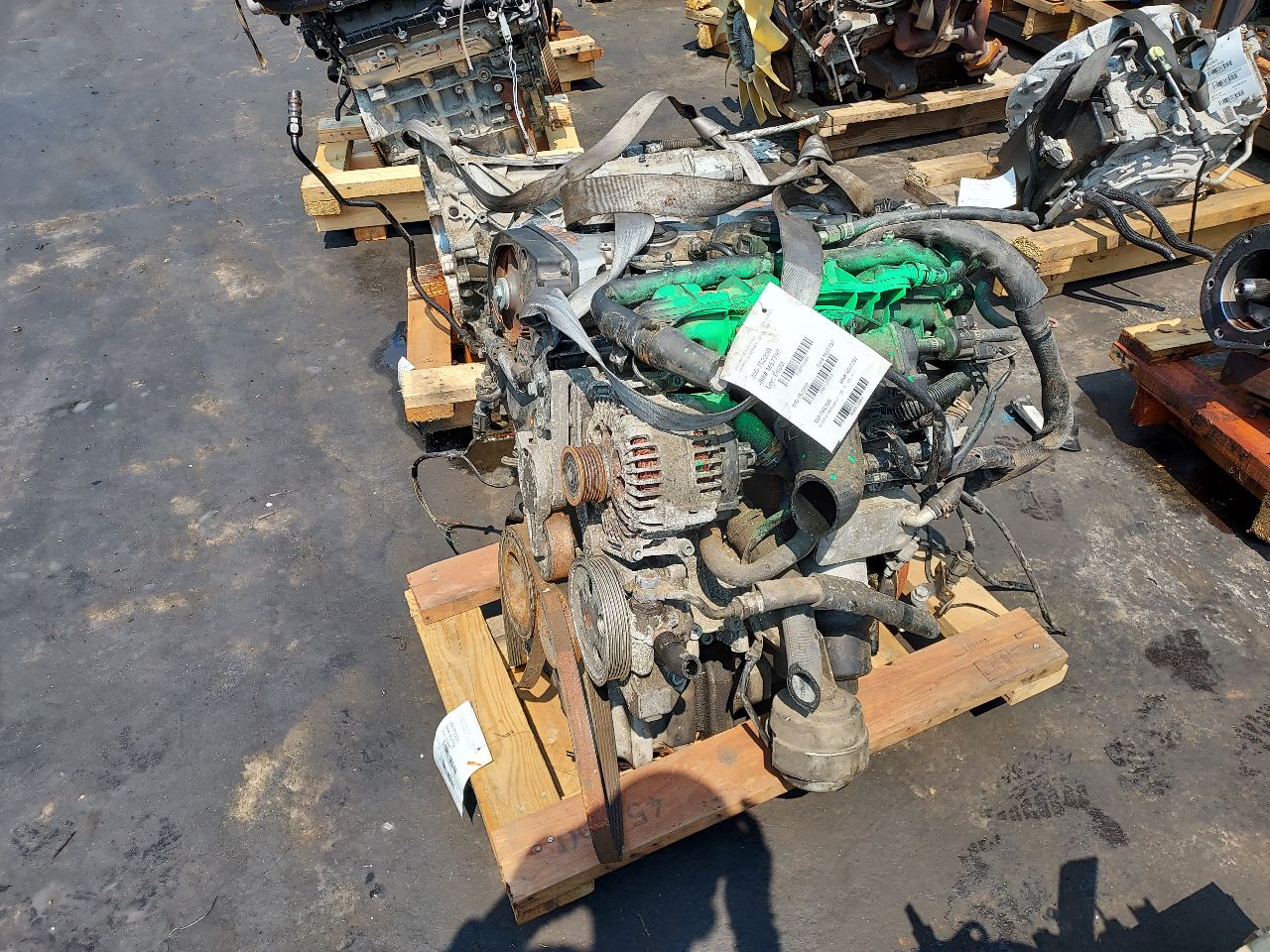 2006 AUDI A4 4cyl Gasoline Turbo 2.0 ENGINE ASSEMBLY - 332380 — photo 2