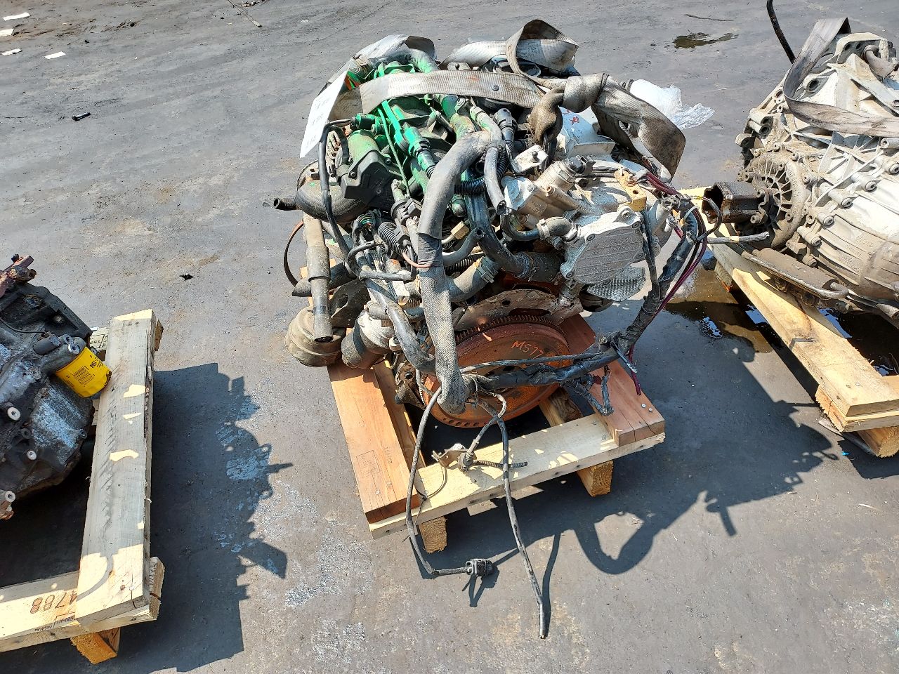 2006 AUDI A4 4cyl Gasoline Turbo 2.0 ENGINE ASSEMBLY - 332380 — photo 3