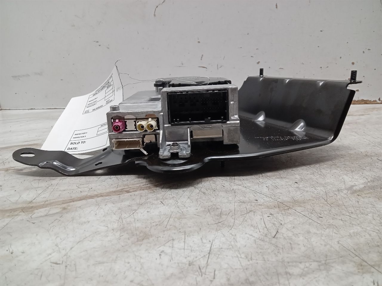 2023 BMW M550i 4.4L 8cyl Turbo Gasoline Radio Audio - 332497 — photo 6