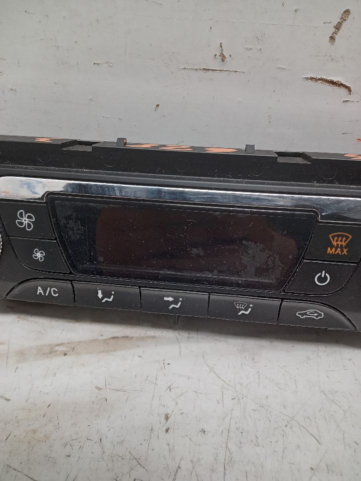 2014 FORD ESCAPE 4cyl 1.6 EcoBoost TEMP CONTROL - 333513 — photo 5