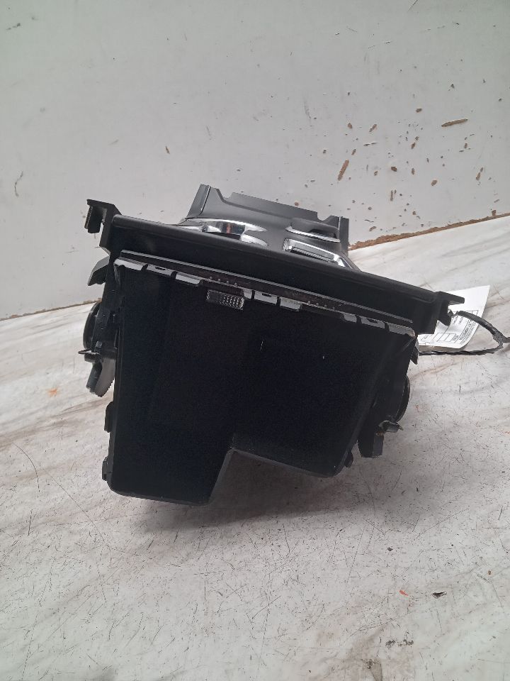 2016 FORD EXPLORER 6cyl Gasoline 3.5 Console, Front - 333589 — photo 6
