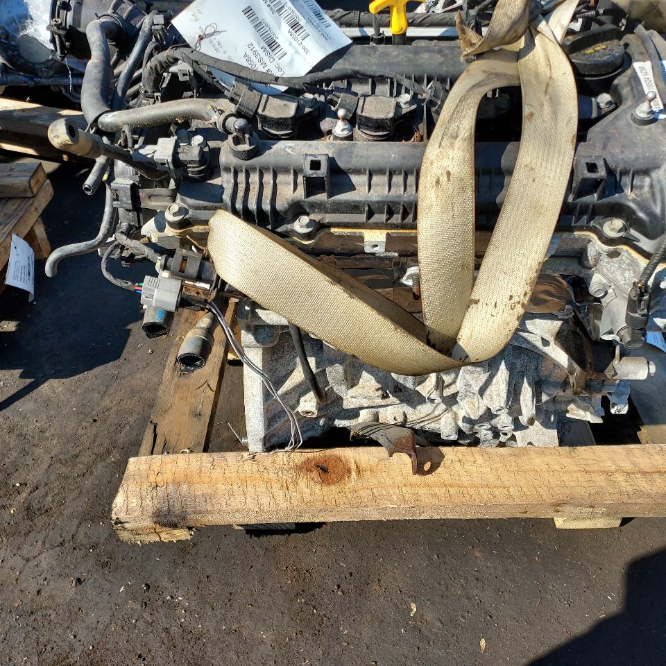 2015 HYUNDAI ELANTRA 4cyl Gasoline 1.8 ENGINE ASSEMBLY - 333870 — photo 2