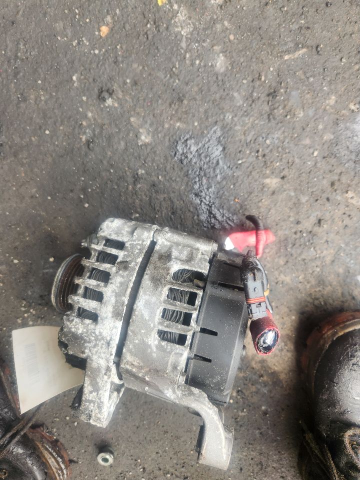 2015 BMW 740i ALTERNATOR - 334559 — photo 3