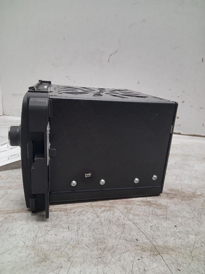 2017 CHEVROLET TRAVERSE 6cyl Gasoline 3.6 Radio Audio - 334781 — photo 6