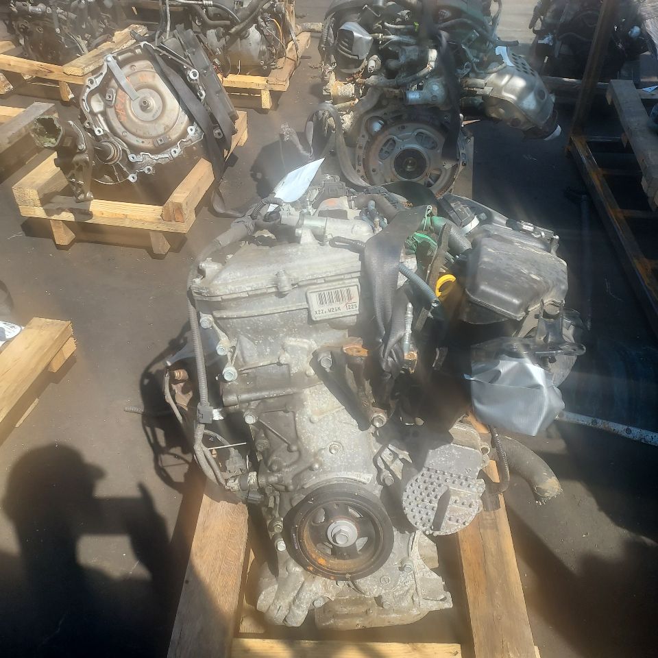 2013 LEXUS CT200H 4cyl Hybrid 1.8 ENGINE ASSEMBLY - 334937 — photo 3
