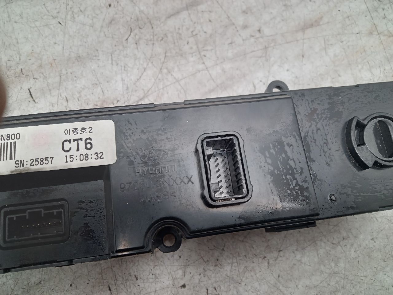 2014 HYUNDAI EQUUS 8cyl Gasoline 5.0 TEMP CONTROL - 335512 — photo 3