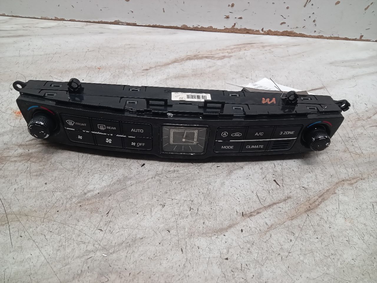 2014 HYUNDAI EQUUS 8cyl Gasoline 5.0 TEMP CONTROL - 335512 — photo 7