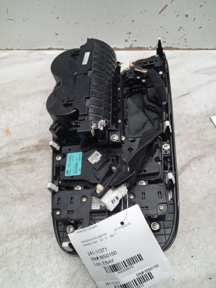 2014 HYUNDAI EQUUS 8cyl Gasoline 5.0 Console, Front - 335515 — photo 7