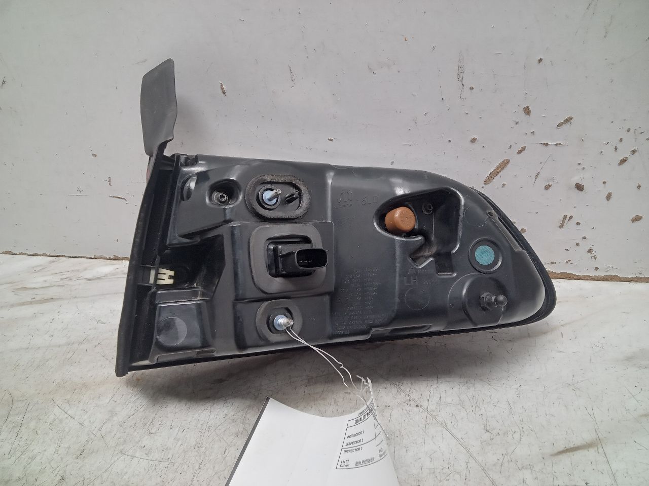 2015 DODGE CHARGER Left TAIL LAMP - 335993 — photo 5