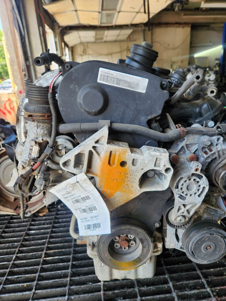 2008 AUDI TT 4cyl Gasoline Turbo 2.0 ENGINE ASSEMBLY - 336089 — photo 2