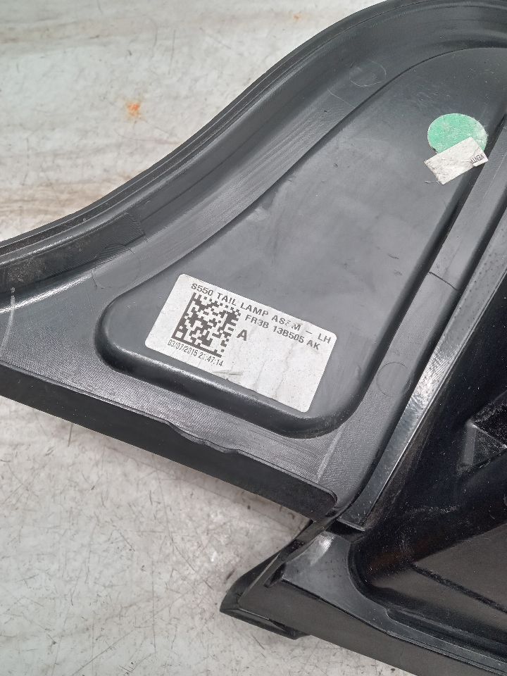 2015 FORD MUSTANG Left TAIL LAMP - 336451 — photo 2