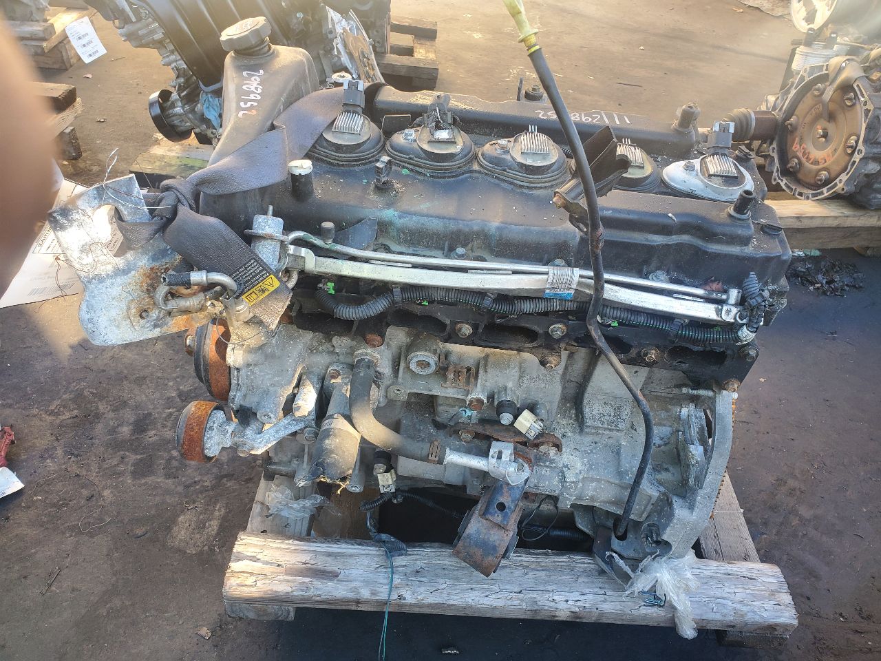2004 CHEVROLET COLORADO 5cyl Gasoline 3.5 ENGINE ASSEMBLY - 337816 — photo 8