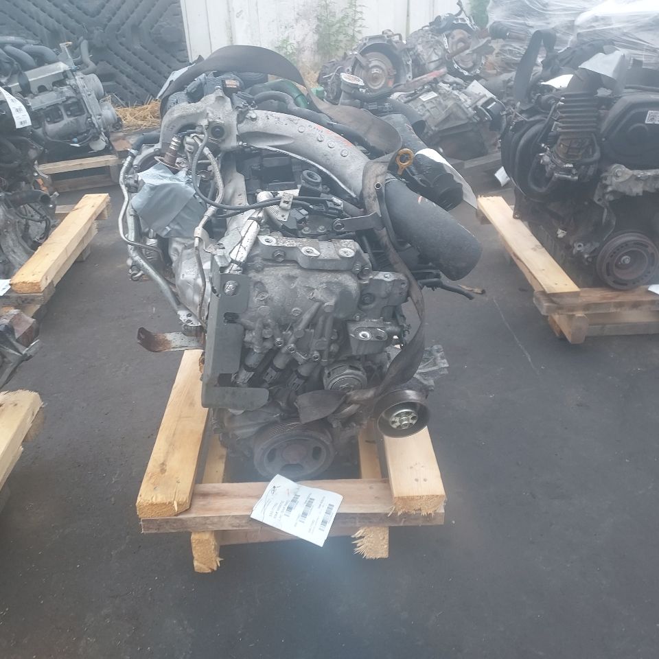 2015 NISSAN JUKE 4cyl Gasoline Turbo 1.6 ENGINE ASSEMBLY - 338028