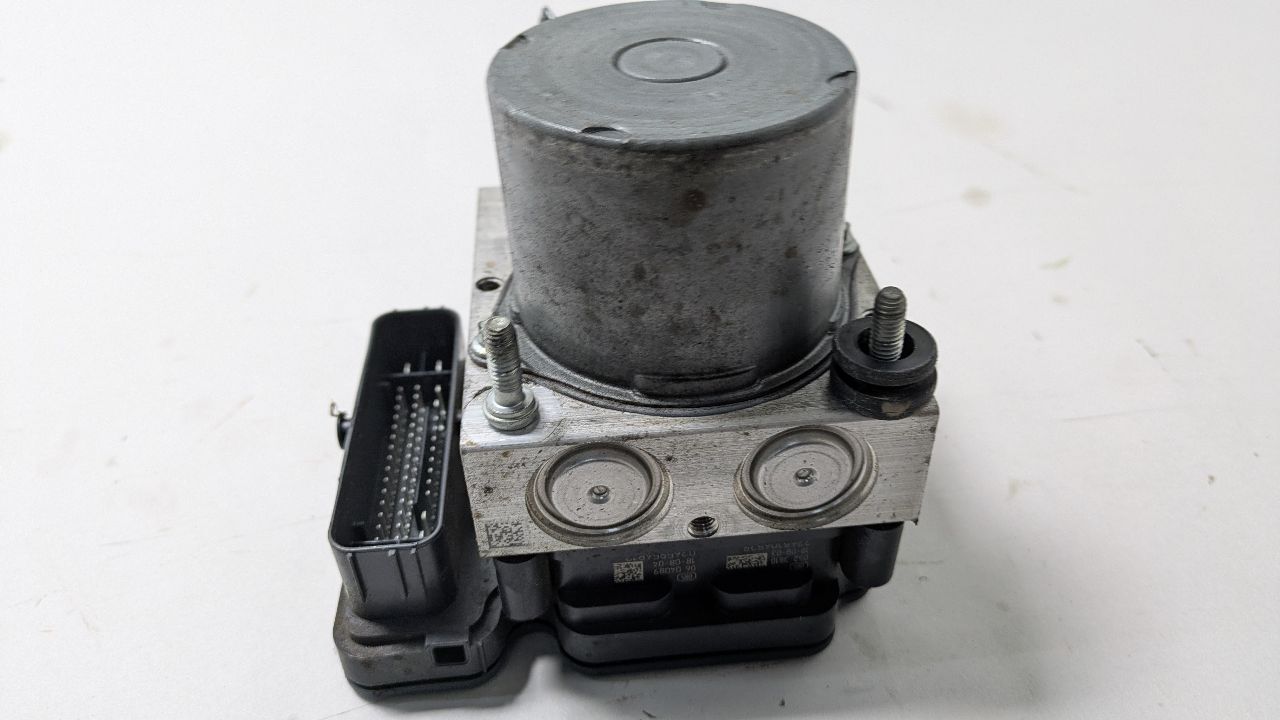 2019 TOYOTA C-HR 2.0L 4cyl Gasoline VVT Anti-lock Brake Pts - 338456 — photo 3
