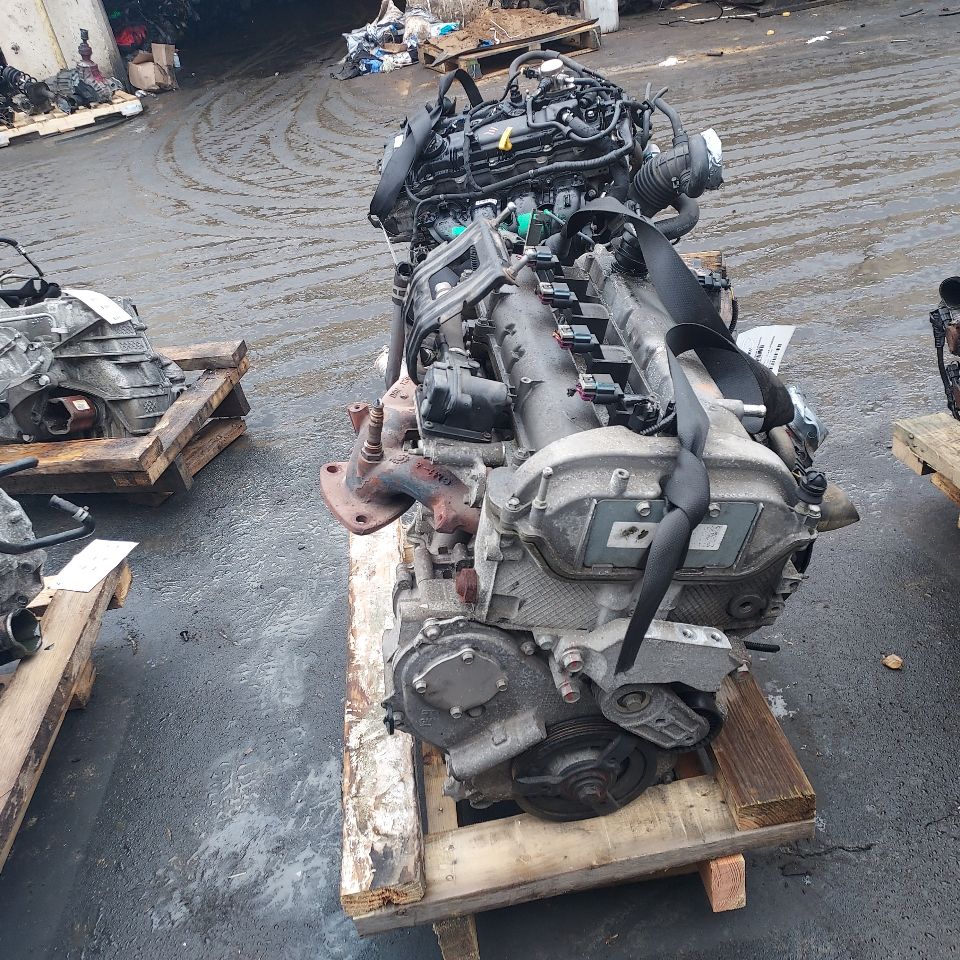 2012 CHEVROLET EQUINOX 4cyl Gasoline 2.4 ENGINE ASSEMBLY - 338884 — photo 4